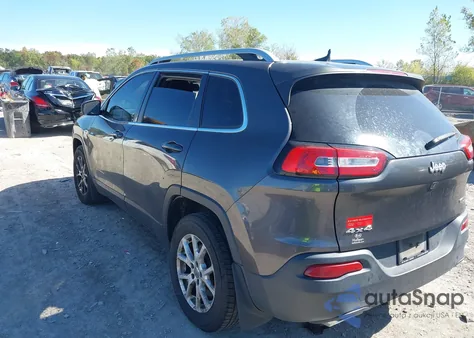 2016 Jeep Cherokee Latitude из США, поврежденный, VIN 1C4PJMCS8GW331285